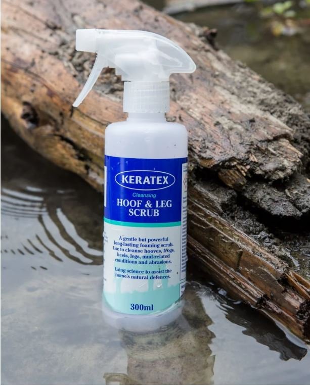 KERATEX CLEANSING HOOF & LEG SCRUB - lengvam kojų ir kanopų nuplovimui