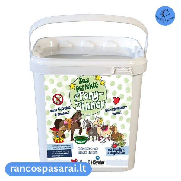HÖVELER PONY DINNER pašaras poniukams su vizualu HÖVELER PONY DINNER pašaras poniukams - Rančos pašarai – kokybiški pašarai, sveikatos papildai, skanėstai žirgams. Žirgynų įranga. Taip pat rasite maistą bei papildus kitiems gyvūnams: šunims, katėms, avims, ožkoms, alpakoms, kupranugariams, triušiams, graužikams: degu, jūrų kiaulytėms, šinšiloms bei paukščiams. Vokiška kokybė, patrauklios kainos ir patikimas pasirinkimas.